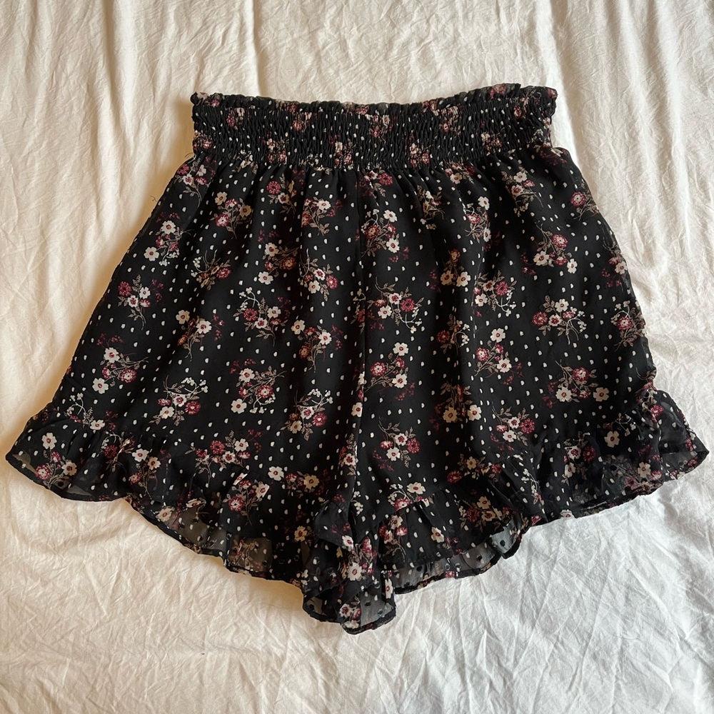 Floral Ruffle Hem Shorts